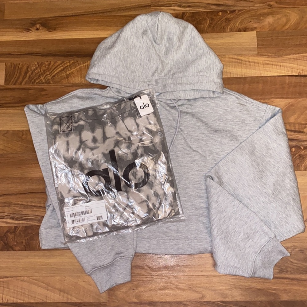 Alo. Cropped Double Hoodie in Grey. Size 8/Medium.+Grey TieDye tote included***